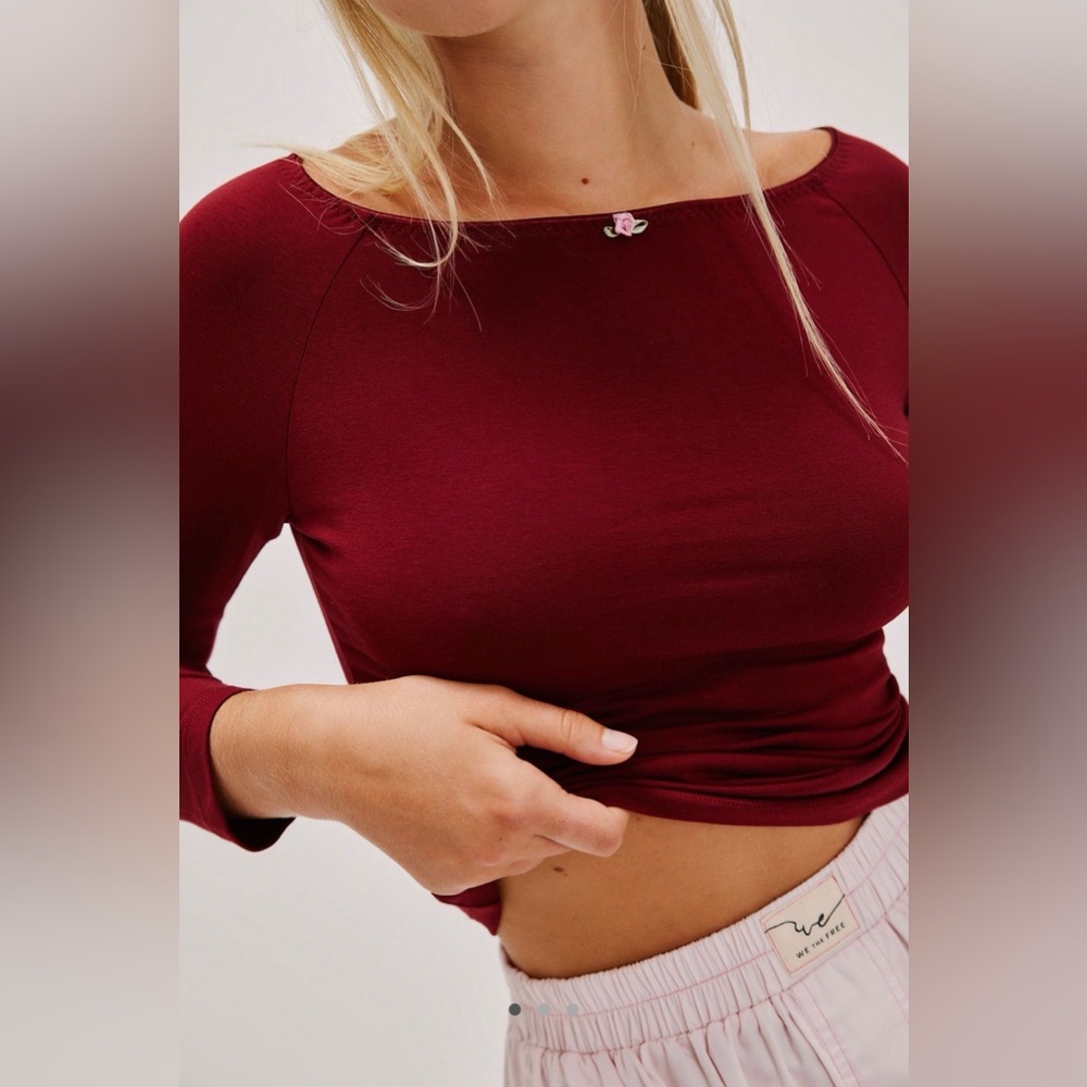 🌼 3 for $50 🌼 FREE PEOPLE ♥️ WEAR IT OUT LONG SLEEVE